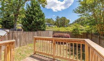 202 Clover Ct, Aberdeen, NC 28315