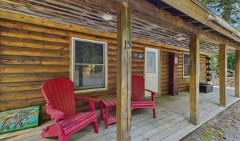 15 N Ridge Rd, Beaver Cove, ME 04441