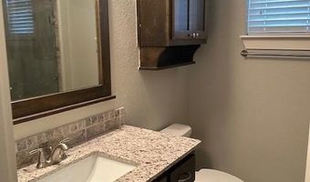2202 NE Steinbeck Dr, Bentonville, AR 72712