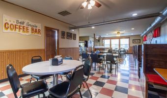 708 N MONROE St, Abingdon, IL 61410