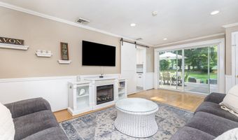 56 Juniper Dr, Avon, CT 06001
