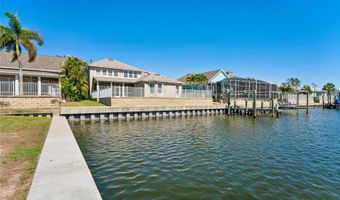 5714 SEA TROUT Pl, Apollo Beach, FL 33572