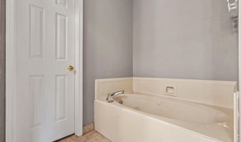 6557 W Grove Dr, Bartlett, TN 38135