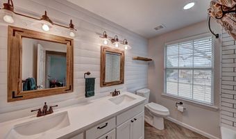 2109 W Mosley Loop, Alpine, TX 79830