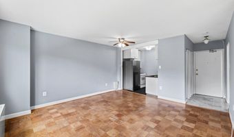 1830 COLUMBIA Pike 216, Arlington, VA 22204