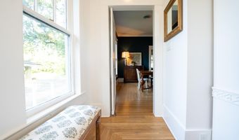 2010 Marye St, Alexandria, LA 71301