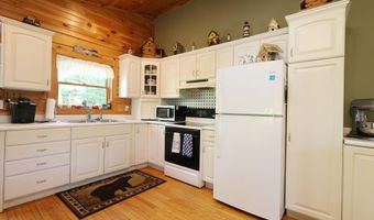 454 E Shore Dr, Adirondack, NY 12808