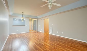 7201 TRAVERTINE Dr 104, Baltimore, MD 21209
