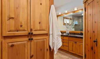 1472 Flowers Ave, Glenbrook, NV 89413