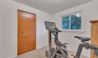 2840 Tuebingen Pkwy, Ann Arbor, MI 48105