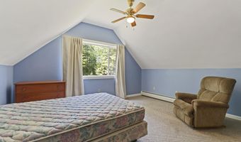 96 Taylor Woods Rd, Belgrade, ME 04917