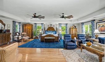 121 Peacock Rd, Barnesville, GA 30204