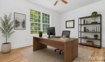 19 Green Valley Rd, Asheville, NC 28806