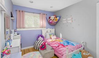 11 Probasco Dr, Allentown, NJ 08501