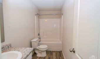 1389 N Gregg Dr, Albany, IN 47320