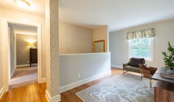 146 Old Sandown Rd, Chester, NH 03036