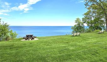 1857 Walnut Dr, Ashtabula, OH 44004