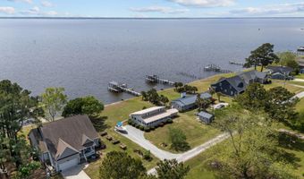 66 E North Shore Ln, Arapahoe, NC 28510