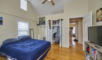 15-17 Peaceable St, Boston, MA 02135