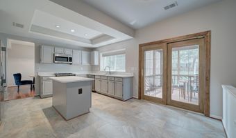 7010 GREEN SPRING Ln, Alexandria, VA 22306