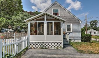 141 Cornell St, Cranston, RI 02920