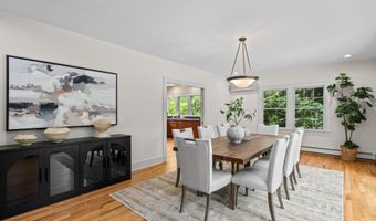 340 Orchard Hills Dr, Ann Arbor, MI 48104
