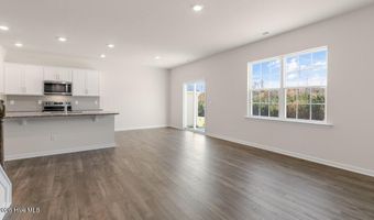 1104 Aviator Ln, Ayden, NC 28513