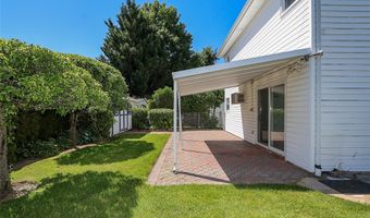 49 Lee Ave, Albertson, NY 11507