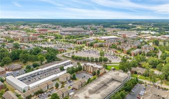 696 W MAGNOLIA Ave, Auburn, AL 36830
