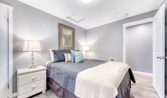 301 N MILLER St, Rockaway Beach, OR 97136