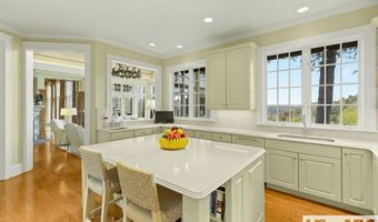 90 Fodderstack Rd, Highlands, NC 28741