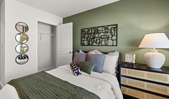 5989 SKYLAR Dr, Atlanta, GA 30336