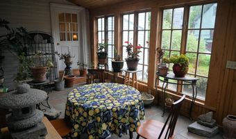 151 Kenduskeag Ave, Bangor, ME 04401