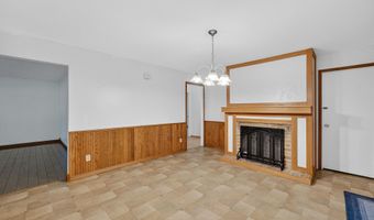 6809 Pilgrim Rd, Madison, WI 53711