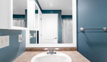 36 Summit Rd, Bedford, NH 03110