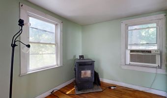 403 Summer St, Auburn, ME 04210