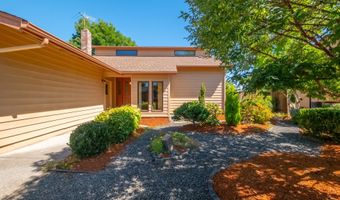 2465 40TH Ave, Albany, OR 97322