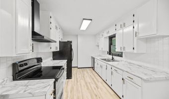1612 2nd Ave, Anoka, MN 55303