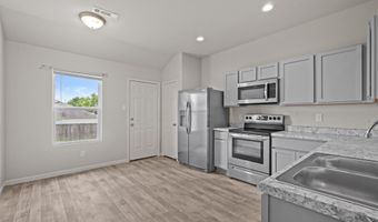 101 Sunland Dr, Beebe, AR 72012