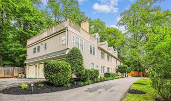 9201 LAUREL OAK Dr, Bethesda, MD 20817