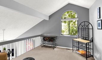 9394 Golden Leaf Way, Indianapolis, IN 46260