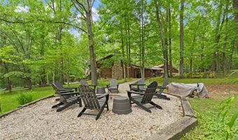 3250 N Shamrock Ln, Birdseye, IN 47513