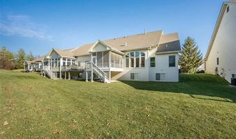 719 Clayton Corners Dr, Ballwin, MO 63011