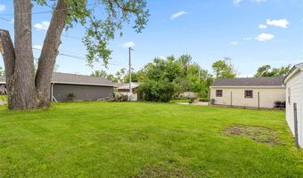 1101 32nd St NE, Cedar Rapids, IA 52402