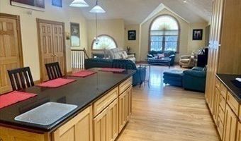 18 Baldwin Rd, Billerica, MA 01821