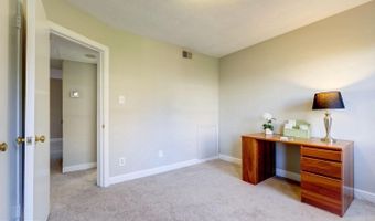 2607 ARLINGTON Blvd 101, Arlington, VA 22201