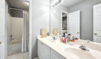 1345 Bentwater Dr, Acworth, GA 30101