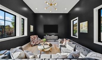 2116 Shadow Creek Dr, Agoura Hills, CA 91301