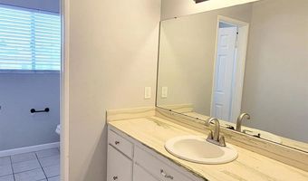 806 E 4Th 6, Escondido, CA 92025