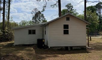 374 Patterson St, Baxley, GA 31513